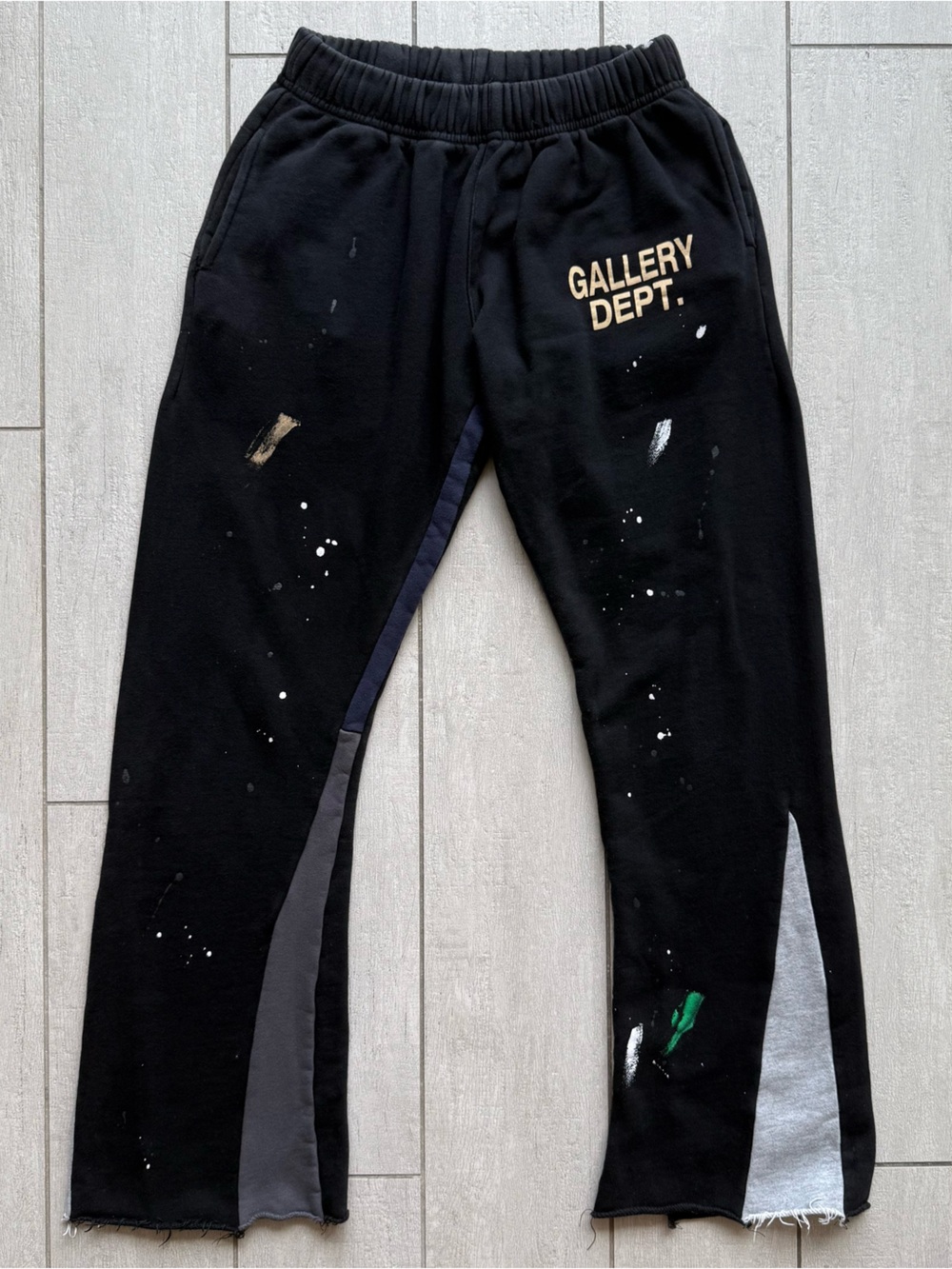 Gallery Dept Painted Flare Sweatpants Black Size XLarge Logo Print Panelled